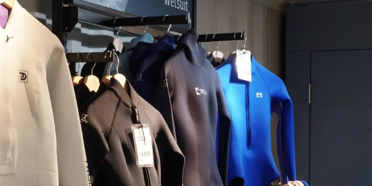 新北潛水裝備專賣店 專業教練帶你潛進海洋 用熱情推廣潛水旅遊