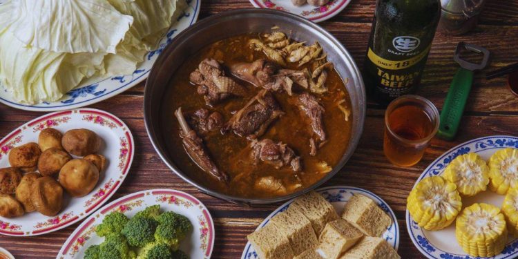 冬日溫補必吃這間台中薑母鴨 北區人氣鍋物暖身又暖心