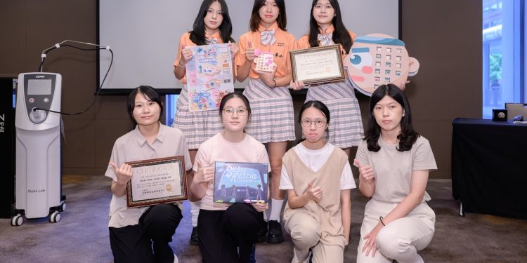 雙冠軍桌遊作品展現創意 遊戲學習抗痘知識