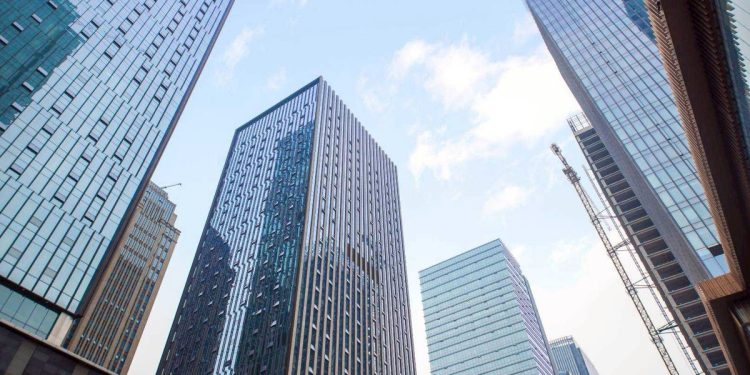 首檔月配息平衡ETF 財經專家:「00981T債股配置」一檔收息兼顧股價成長