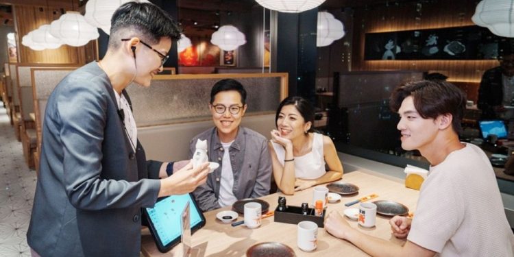 炙燒控衝了！台北夜景第一排吃中秋 貓將壽司海鮮丼公布必吃名單