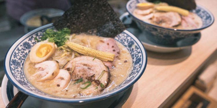 三重拉麵推薦 人氣職人打造濃厚雞白湯與正宗豚骨家系拉麵