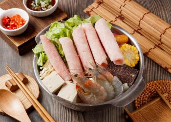 屏東平價小火鍋 百元就開吃 自助吧無限享用超滿足