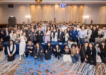 巨匠教育第4屆金匠獎 Janet謝怡芬親臨頒獎 鼓勵青年勇敢追夢