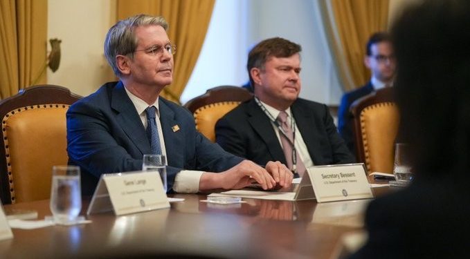 美中關係牽動美股 美財長：不因市場波動而放軟對中談判