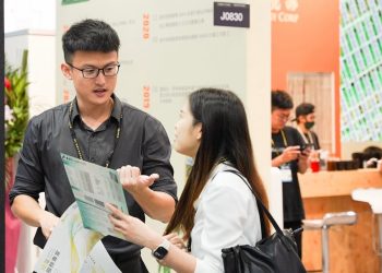 陽光伏特家亮相2025智慧能源週 打造綠電交易零摩擦