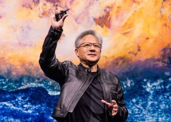 輝達執行長黃仁勳將赴韓 HBM與AI晶片成外交與商業焦點