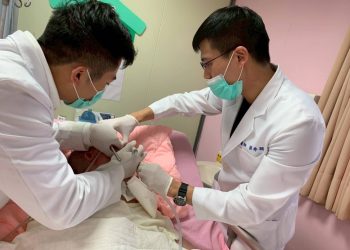 仁心醫者蔣卓穎 精湛醫術、同理心重建生命尊嚴