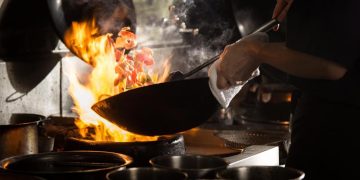 龍潭石門活魚餐廳合菜彈性多 家庭聚餐與包場宴客首選