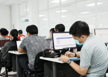 人人都是提示工程師 旭榮集團透過EgentHub打造傳產 AI 實戰示範廠