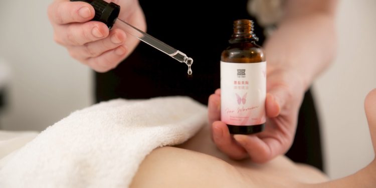 胸衣是地基 按摩是日常 蔡慎國際美胸20年的美胸堅持