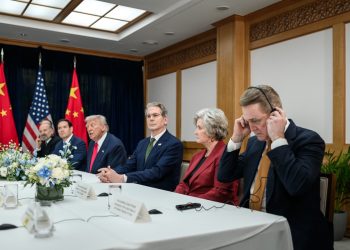 美國財長貝森特示警：房市恐陷衰退 籲聯準會加速降息