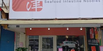柯氏蔥油餅對面的排隊新熱點！晶津海鮮大腸麵線用五種海味征服礁溪人