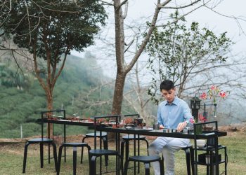 阿里山茶再登國際舞台 洪崇倫法國AVPA世界茶葉大賽奪金銀雙獎