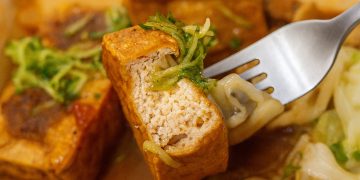 南屯人氣麵線糊推薦 現炸臭豆腐完美搭配 巷弄小吃必吃組合