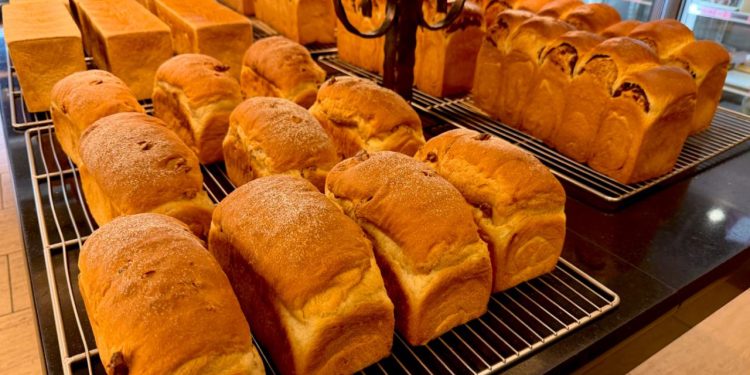 深耕30年的老字號烘焙坊這 間新店人氣麵包店處處藏驚喜