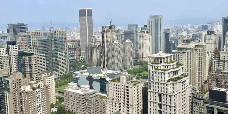 2026年房市代表字「卡」 王瑞祺提六建言、鬆綁房貸最關鍵