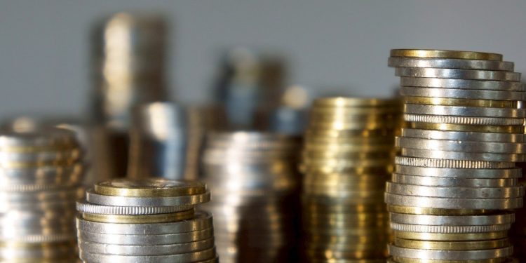 比0050、006208配更多、更親民！市值型ETF話題王009803