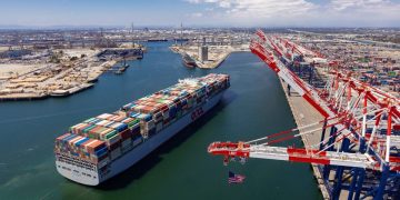 川普關稅未擊垮美國經濟？經濟學家點出四大關鍵緩衝機制