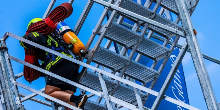 打火英雄報名參戰「全球極限體能鋼鐵大賽」 臺中市消防局推廣全民運動