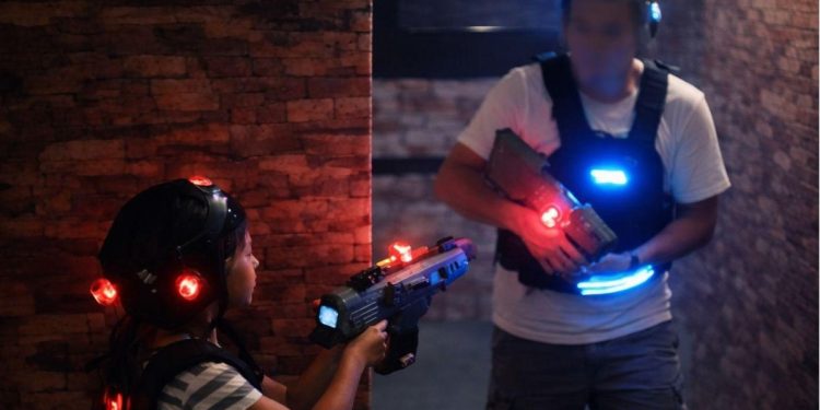 汐止雷射槍戰場新開幕 建模師忠實復刻電玩場景 長距狙擊超刺激