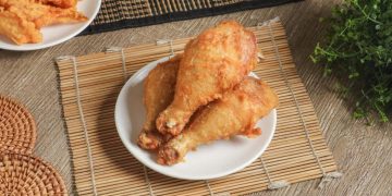 十甲東路人氣炸雞店話題不斷！台中在地人激推的爆汁系美食