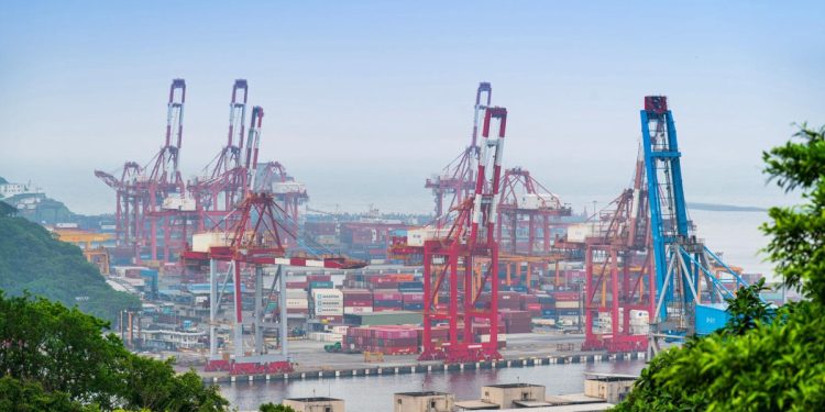 美台敲定最終貿易協議 關稅降至15%採購暴增逾千億美元