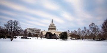 美國GDP急凍1.4%成長創低引爆降息預期