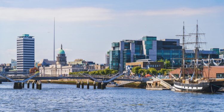 愛爾蘭人均GDP超越日本3.5倍 FDI神話在AI浪潮下面臨考驗