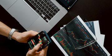 兩千台積電（2330）怎買？009816掛牌僅11天規模飆破500億…11元銅板價輕鬆上車