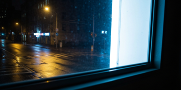 夜間光害增心血管疾病風險？研究：長期暴露恐影響代謝與精神健康