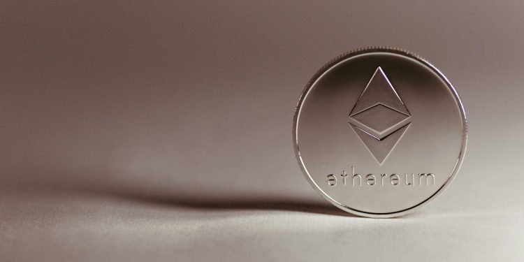 以太坊陷流動性迷霧？L2狂飆暗示新牛市啟動