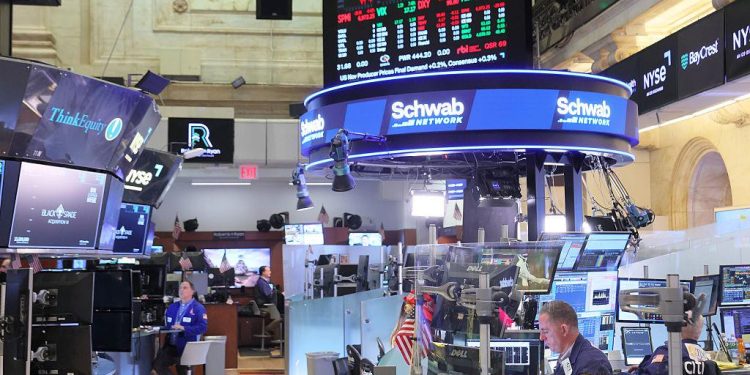 美國就業開紅盤 失業率降至4.3% 醫療業撐場