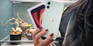 從幫媽媽買一支手機開始 高雄林園小誠3C誠信創業路