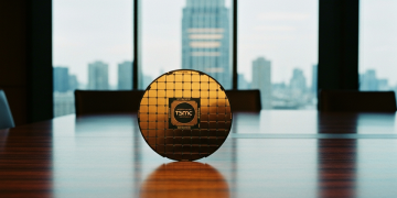 台積電股價下跌1.5% 分析師仍看好後市