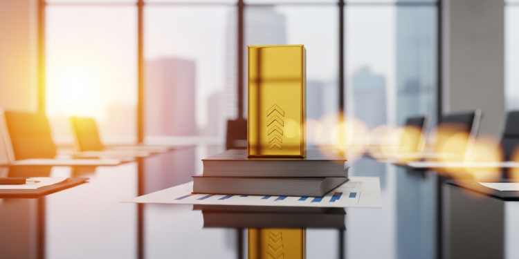 經濟學家：短期波動勿擾長期投資 五年內金價上看 8000 美元