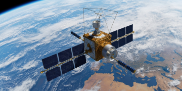 中國情報公司追蹤美軍中東部署 低軌衛星成軍事情報新來源