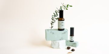 忙碌中為自己留白：小小PETIT 雨林潤澤嫩膚身體油開啟居家 SPA 靜謐時光