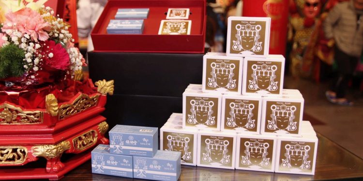 護膚品牌媚鹷跨界大甲鎮瀾宮「媽祖無敵亮顏神皂」降臨