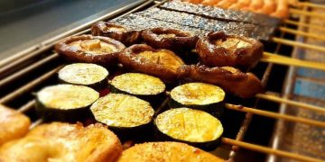 嘉義到府烤肉推薦 20年家傳秘製醬香 炭火現烤外燴首選