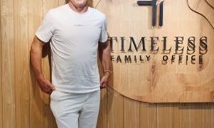 賓士全球設計總監首度訪台 造訪天時國際 探討高資產退休規劃