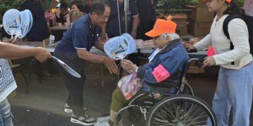 白沙屯媽祖回鑾傳溫情 天明製藥萬份一條根貼布應援小扇神救援香燈腳