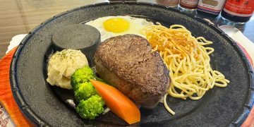 花蓮牛排館7oz菲力附300度加熱石 口感熟度親手掌控