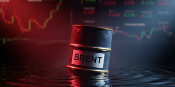 中東局勢與OPEC+動盪推升油價 布蘭特原油盤中衝破111美元