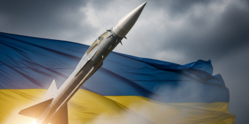 AIM-120C-8 飛彈現身烏克蘭：空防實力躍升牽動戰局