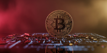 FBI：加密貨幣詐騙躍居首位 美國人去年損失近210億美元