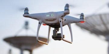 由元件跨足系統整合 冠西電結盟富鴻網切入C-UAS高毛利市場