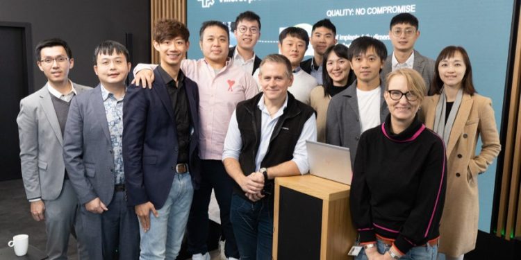 植牙如何穩健使用數十年？蒔美遠赴瑞士深造，帶回守護長效咀嚼的關鍵屏障