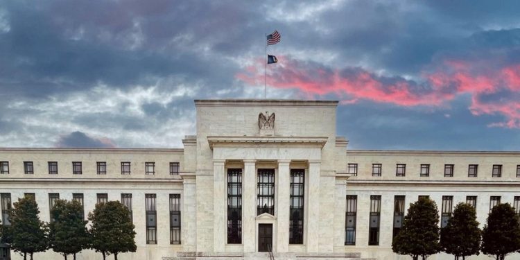 聯準會褐皮書示警 戰爭與關稅夾擊企業轉趨觀望