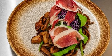 宜蘭義式餐廳  從煙燻豬肋排到創意燉飯 在地美味一次品嚐！